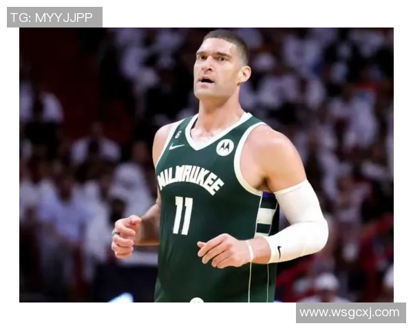 布鲁克洛佩斯：从NBA巨星到篮球战术的引领者与变革者