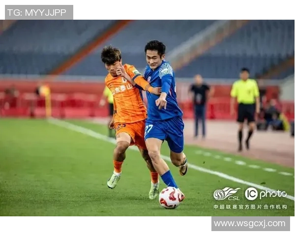 东亚杯男足激战中国队迎战日本队期待精彩对决与历史交锋 东亚杯男足激战中国队迎战日本队期待精彩对决与历史交锋