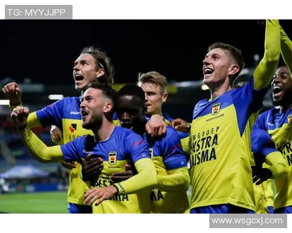 乌德勒支队与坎布尔的精彩对决揭示足球战术与团队合作的魅力